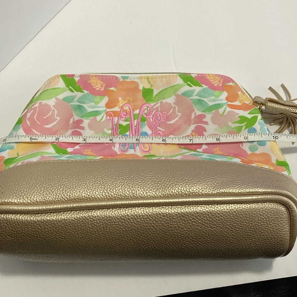 Cosmetics case - Picture 11 of 13
